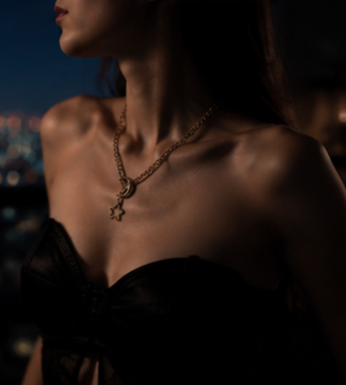 Unisex dark luxury moon star chain necklace styling