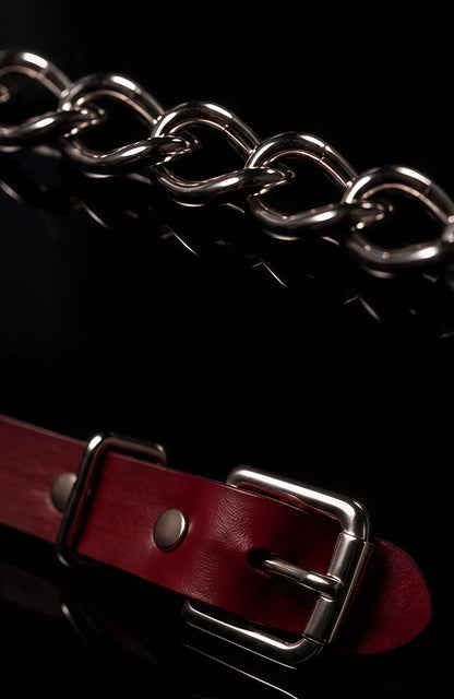 WEIX red leather choker adjustable buckle and silver chain detail